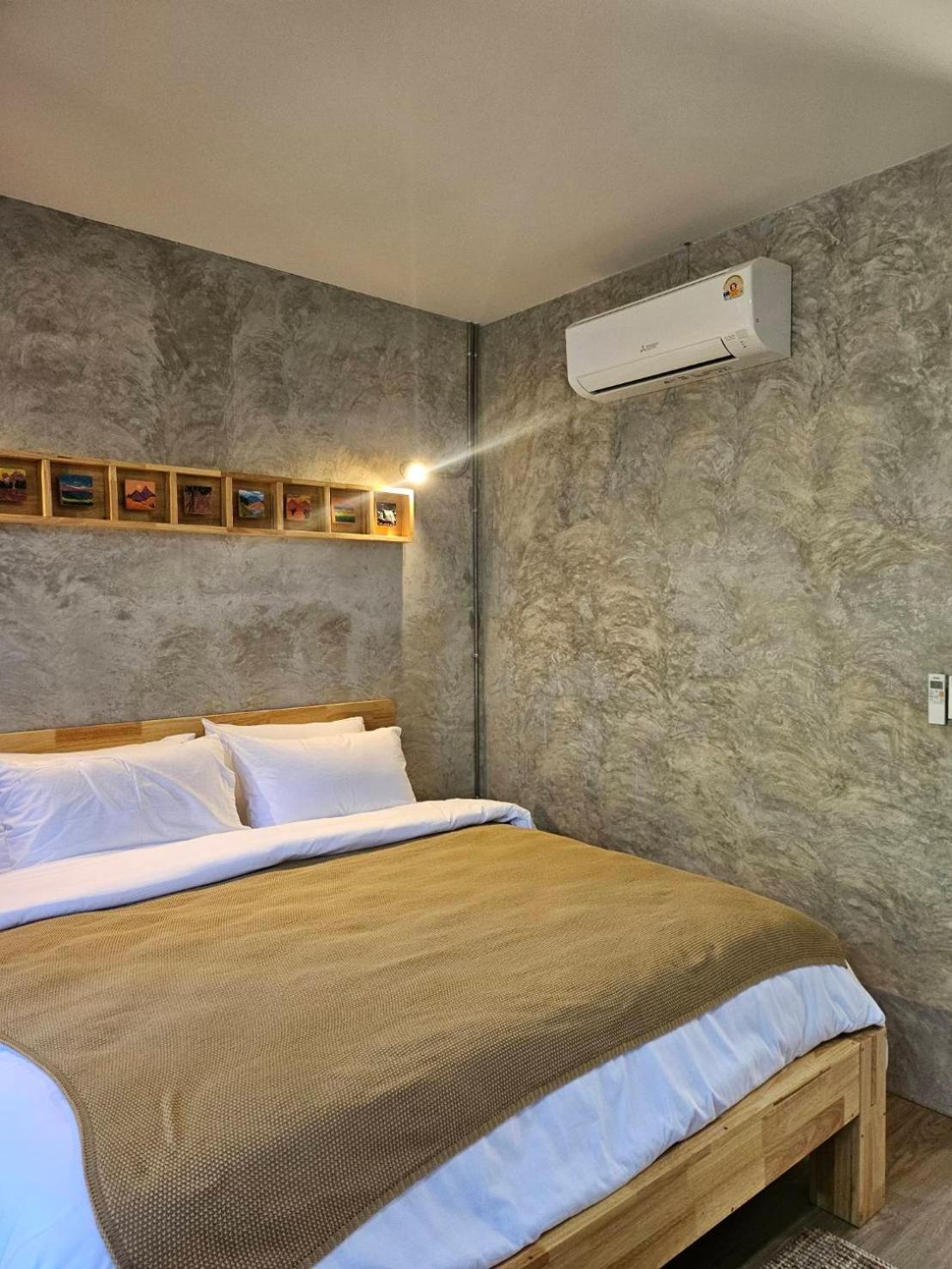 The Picturebook Guesthouse แม่สอด ภายนอก รูปภาพ